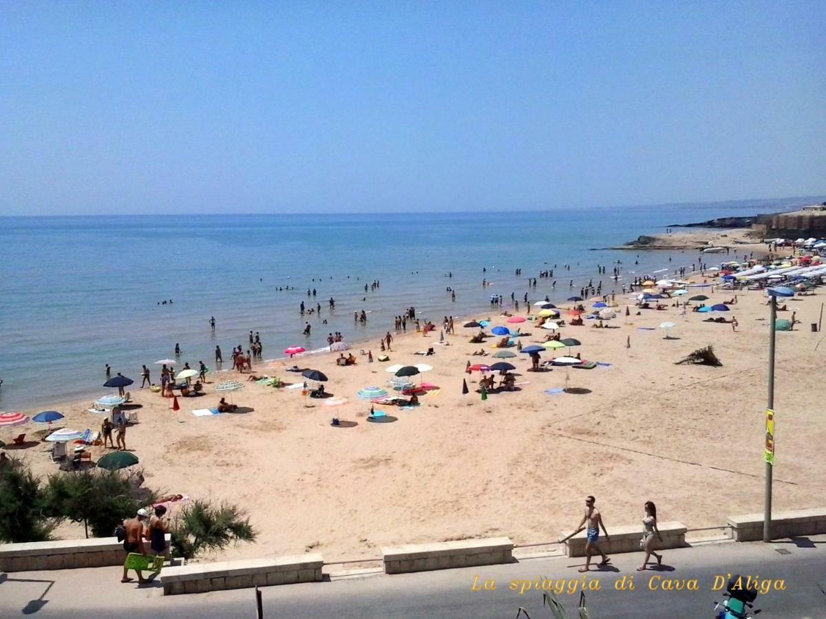 Le Terrazze Sul Mare Villa Cava dʼAliga Exterior foto